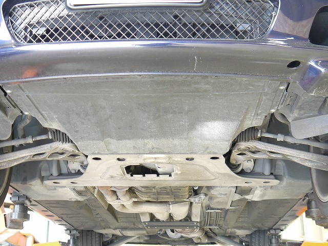 ＢＭＷ Ｅ46 320ｉ Ｍスポーツ オイルレベルセンサー交換 オイル交換 下廻り点検 | 愛知県名古屋市の輸入車・中古車販売の事なら auto  garage NEO へ！