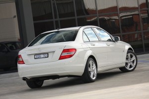 2010_mercedes_benz_c200_cgi_roadtest_review_021-4ca9718935772